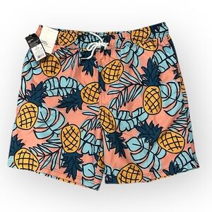 NWT Goodfellow & Co Pineapple Print Mens swim Shorts - size medium